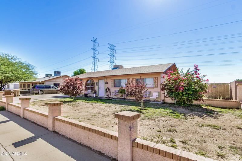 8419 Las Palmaritas Dr, Peoria, AZ 85345