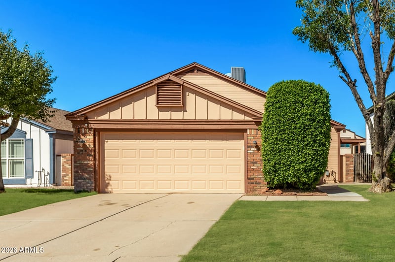 842 Manor Dr, Chandler, AZ 85225