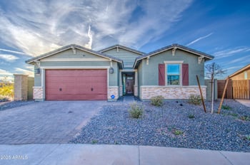 8420 69th Ln, Laveen, AZ 85339