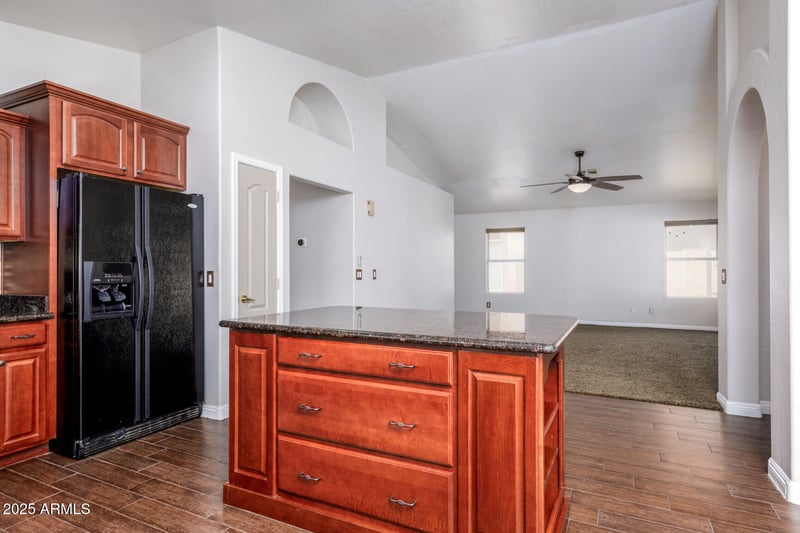 8420 Audrey Ln, Peoria, AZ 85382