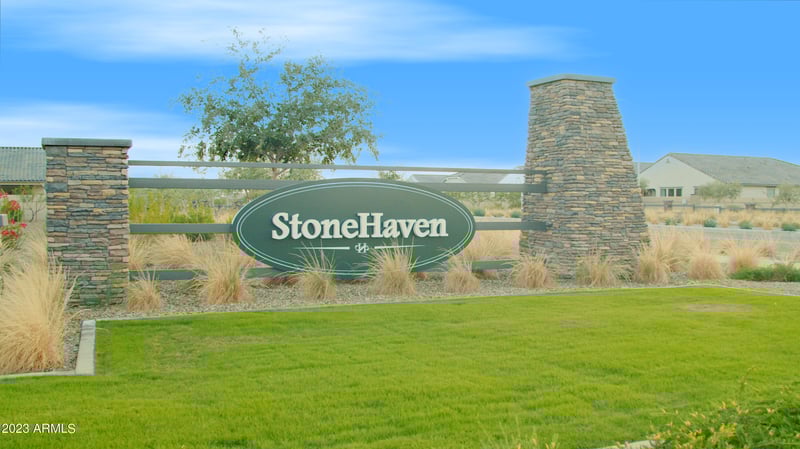 8420 Rancho Dr, Glendale, AZ 85305