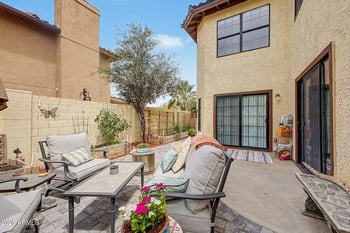 8421 Kenwood Ln, Tempe, AZ 85284