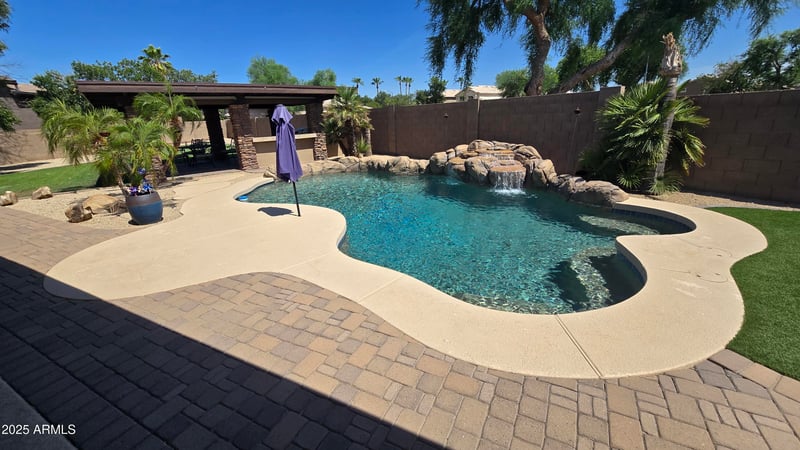8421 W Melinda Ln, Peoria, AZ 85382