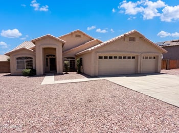 8421 Willowbrook Dr, Peoria, AZ 85382