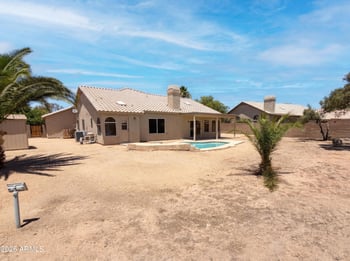 8421 Willowbrook Dr, Peoria, AZ 85382