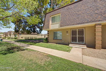 8422 E Chaparral Rd, Scottsdale, AZ 85250