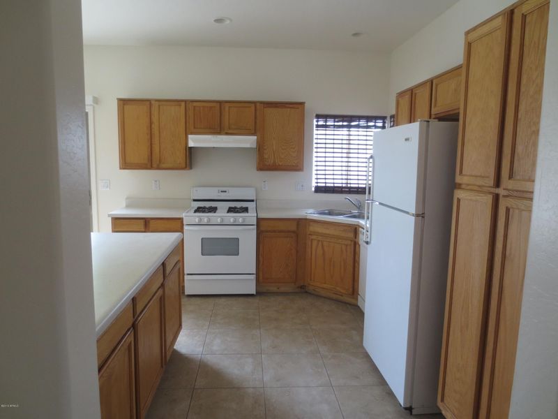 8422 W Avalon Dr, Phoenix, AZ 85037