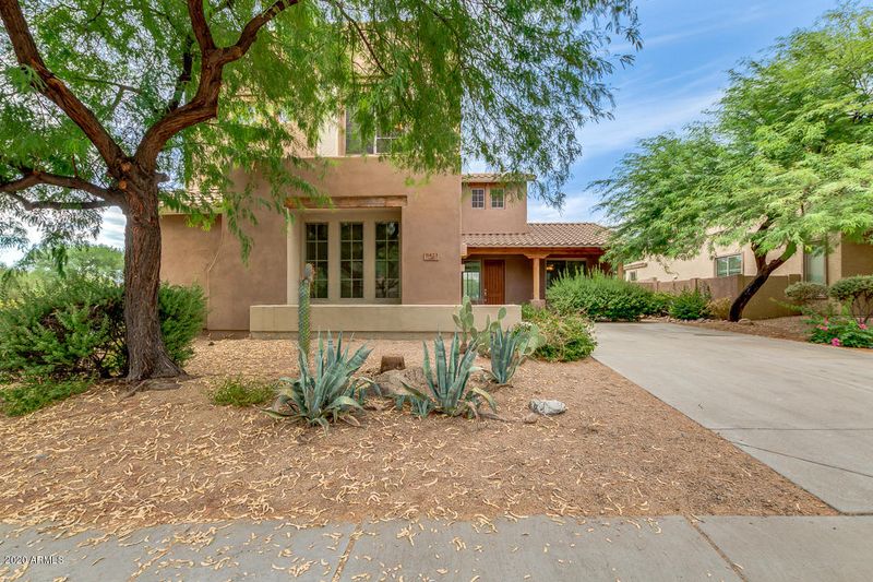 8423 W Tether Trl, Peoria, AZ 85383