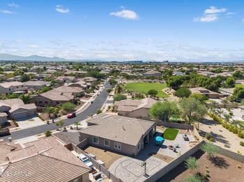 8424 Gardenia Ave, Glendale, AZ 85305