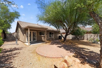 8425 E Navarro Cir, Mesa, AZ 85209