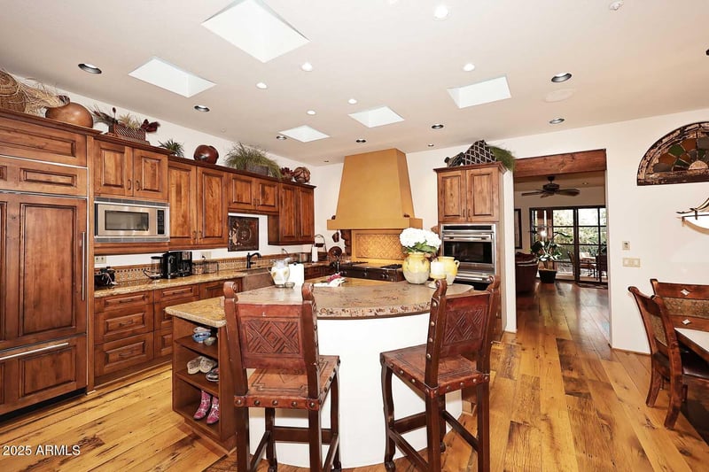 8425 La Senda Dr, Scottsdale, AZ 85255