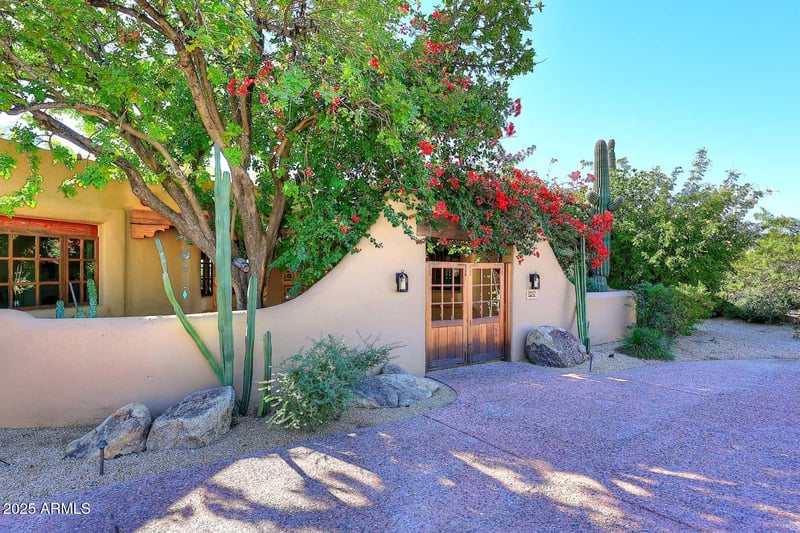 8425 La Senda Dr, Scottsdale, AZ 85255