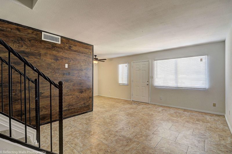 8425 N 34th Ave, Phoenix, AZ 85051