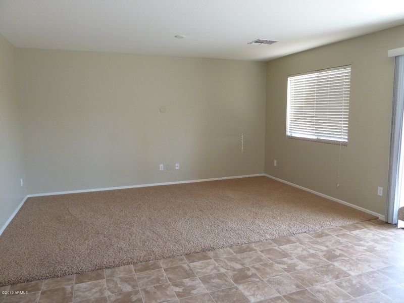 8425 W Crown King Rd, Tolleson, AZ 85353