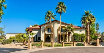8426 15th Dr, Phoenix, AZ 85021