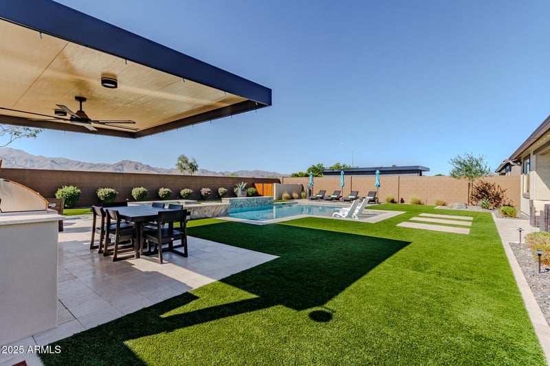 8426 186th Ln, Waddell, AZ 85355