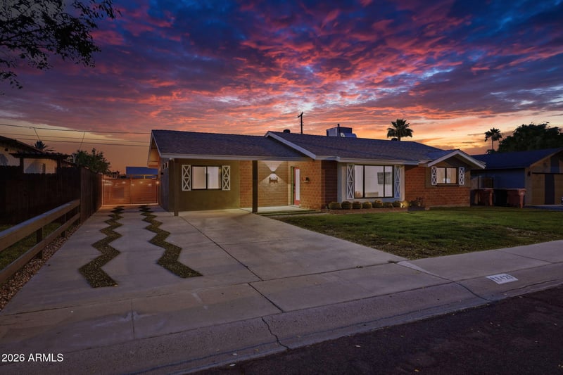 8426 Sheridan St, Scottsdale, AZ 85257