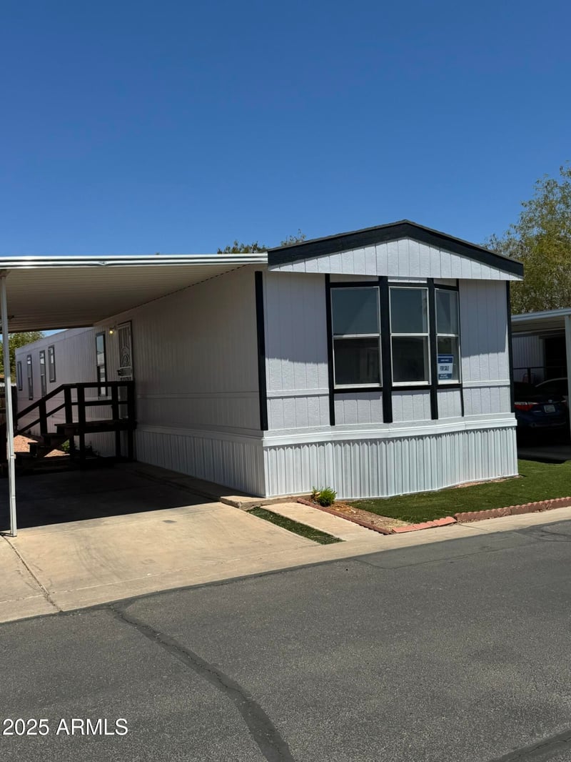 8427 Glendale Ave #108, Glendale, AZ 85305