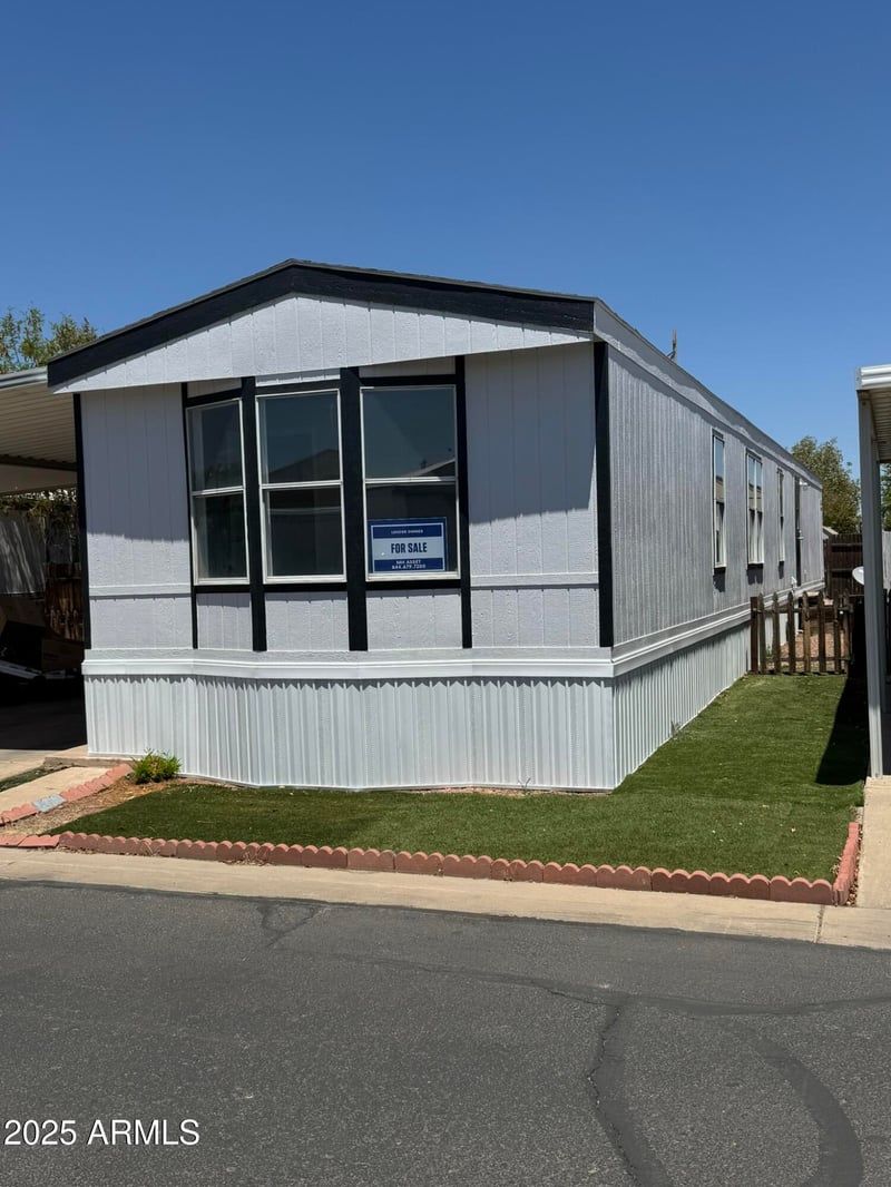 8427 Glendale Ave #108, Glendale, AZ 85305