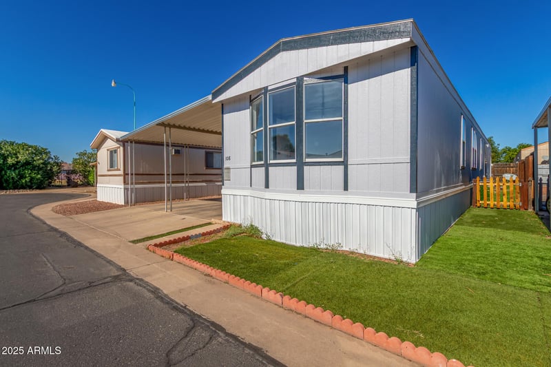 8427 Glendale Ave #108, Glendale, AZ 85305