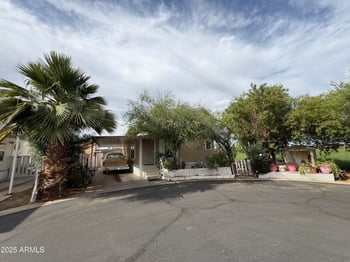 8427 Glendale Ave #183, Glendale, AZ 85305