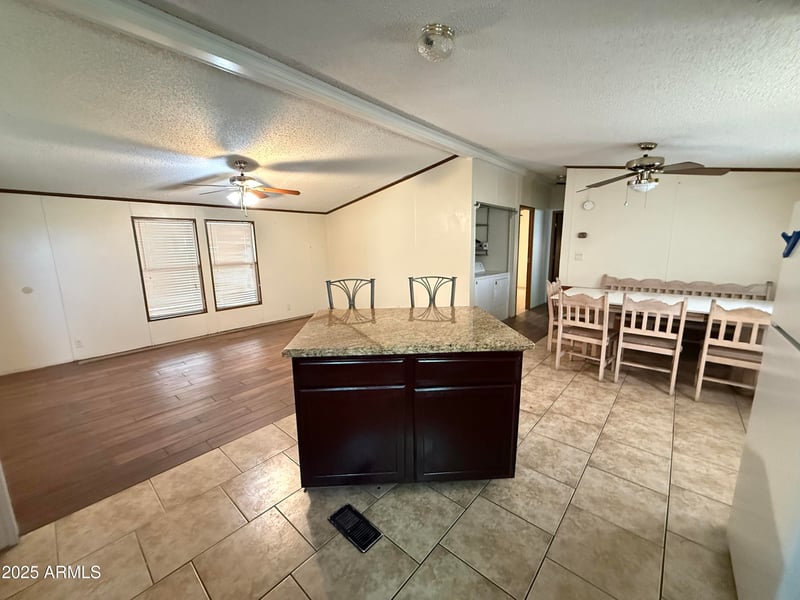 8427 Glendale Ave #183, Glendale, AZ 85305