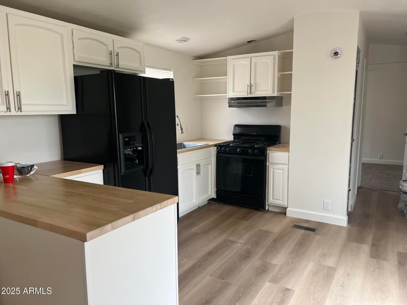 8427 Glendale Ave #99, Glendale, AZ 85305