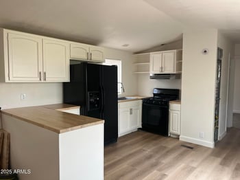 8427 Glendale Ave #99, Glendale, AZ 85305