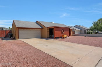 8429 32nd Ave, Phoenix, AZ 85051