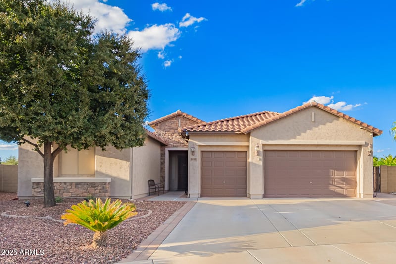 8430 181st Dr, Waddell, AZ 85355