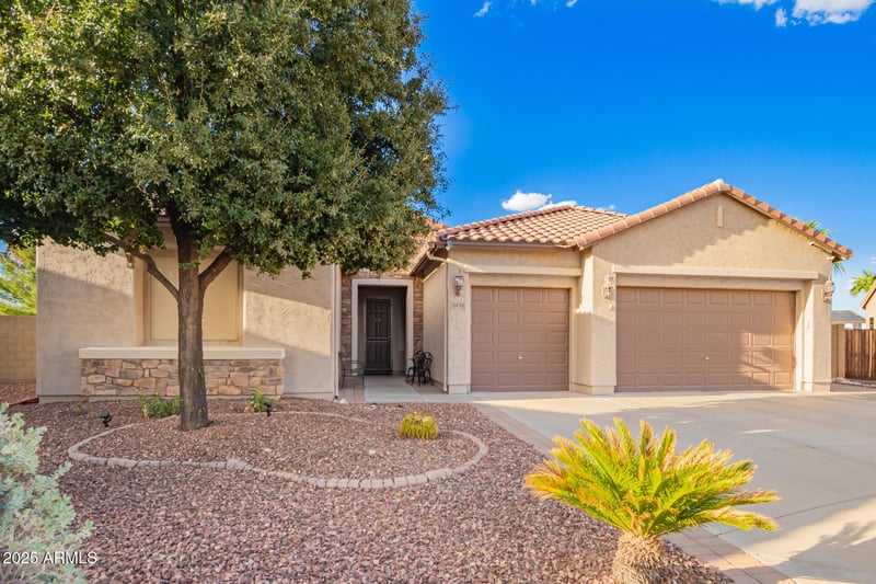 8430 181st Dr, Waddell, AZ 85355