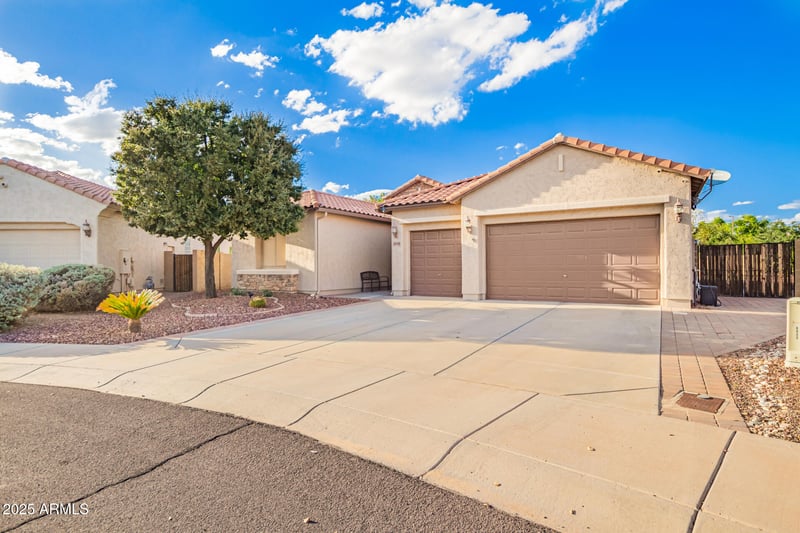 8430 181st Dr, Waddell, AZ 85355