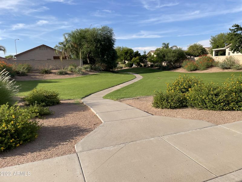 8430 E Navarro Cir, Mesa, AZ 85209