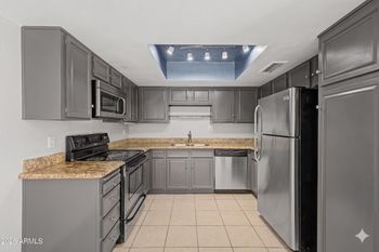 8430 N Central Ave #C, Phoenix, AZ 85020