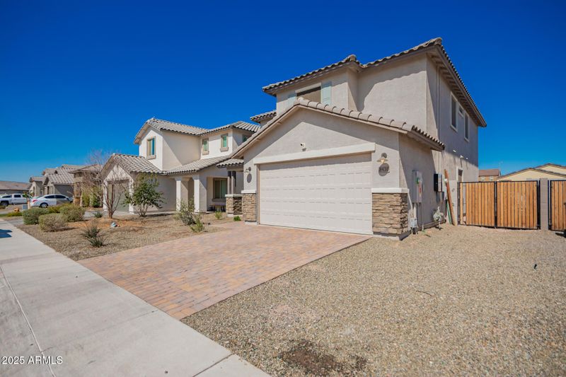 8430 W Atlantis Way, Tolleson, AZ 85353