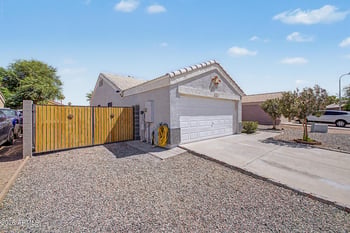 8430 Cora Ln, Phoenix, AZ 85037