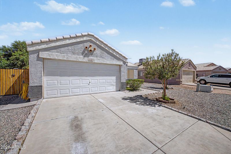 8430 W Cora Ln, Phoenix, AZ 85037
