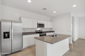 8431 Gehrig Way, Florence, AZ 85132