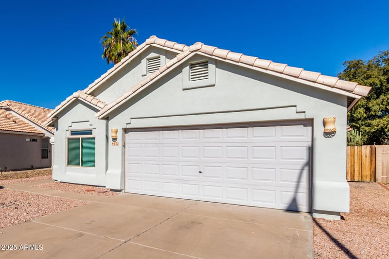 8432 Troy St, Peoria, AZ 85382