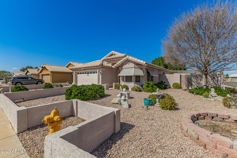 8432 W Charter Oak Rd, Peoria, AZ 85381