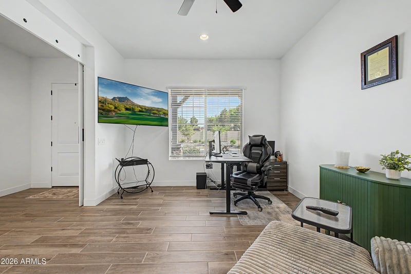 8432 W Solano Dr, Glendale, AZ 85305