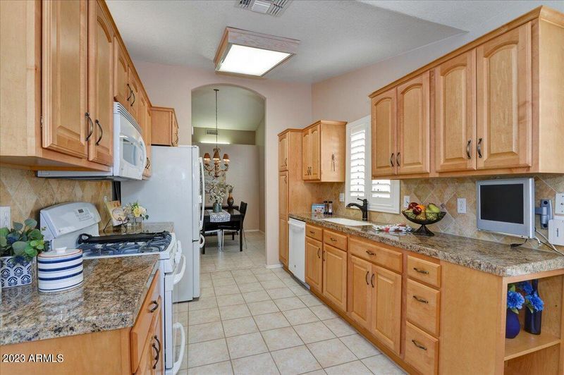8432 W Utopia Rd, Peoria, AZ 85382