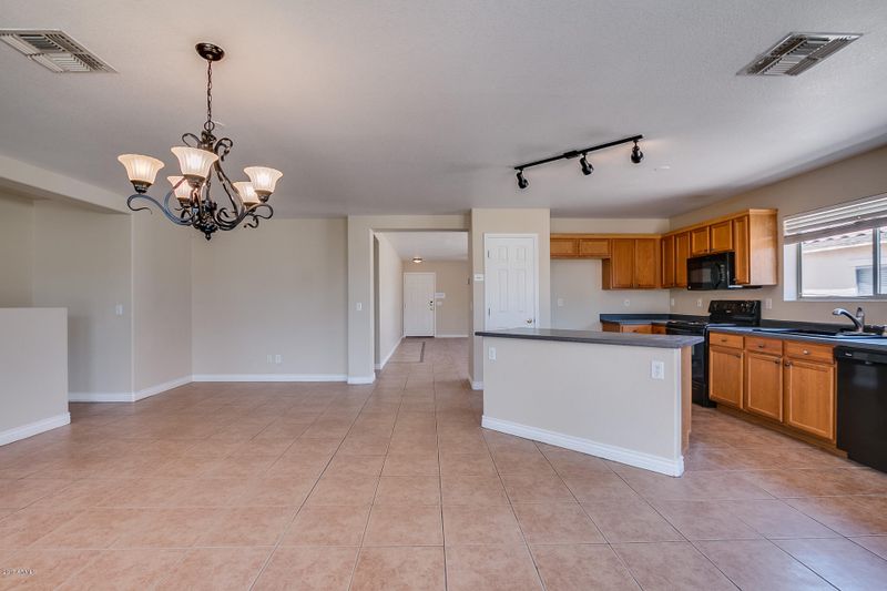 8433 E Meseto Cir, Mesa, AZ 85209