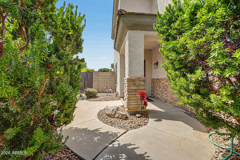8433 Peralta Ave, Mesa, AZ 85212