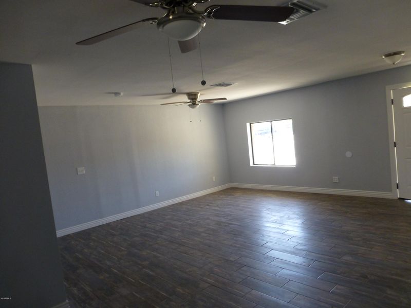 8434 W Glenrosa Ave, Phoenix, AZ 85037