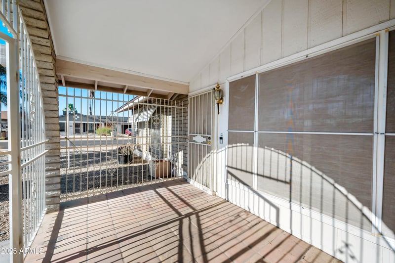 8435 104th Dr, Peoria, AZ 85345