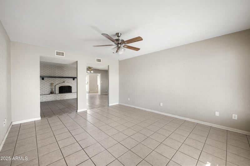 8435 104th Dr, Peoria, AZ 85345