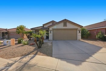 8435 Navarro Cir, Mesa, AZ 85209