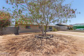 8437 5th Dr, Phoenix, AZ 85041