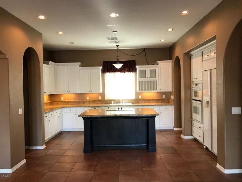 8437 W Paso Trl, Peoria, AZ 85383
